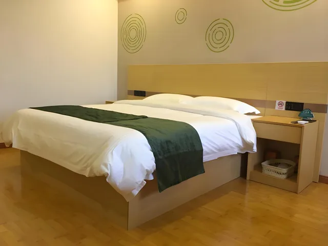 Feature, King Bed, Queen Bed، Greentree Inn Beijing Yanqing District Badaling Changcheng Kangzhuang Express Hotel 1/1