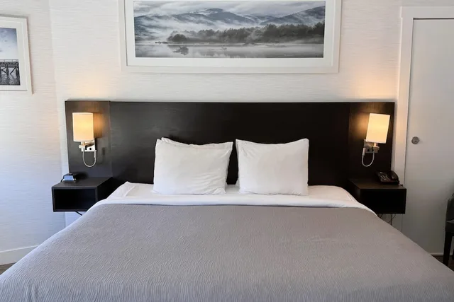 غرفة قياسية بسرير كينج، Quality Inn Nanaimo Downtown 8/10