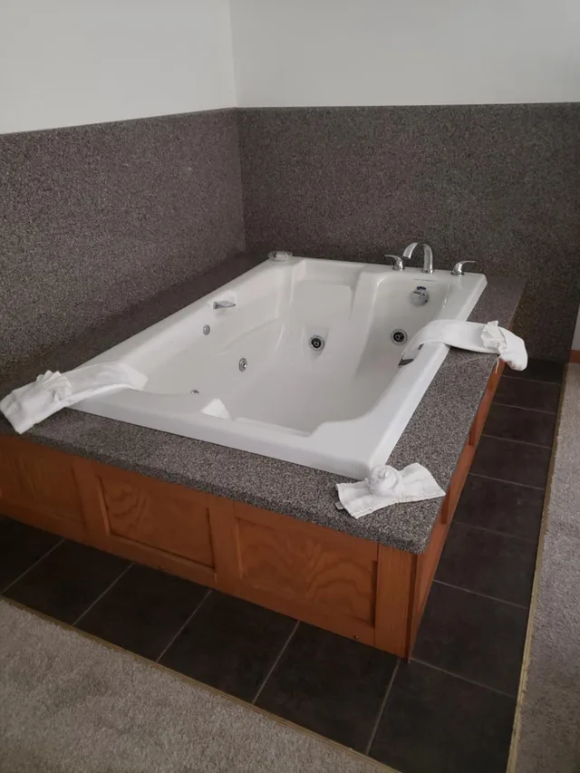 جناح، Americas Best Value Inn & Suites International Falls 5/5