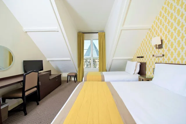 غرفة كلاسيكية ثلاثية، Hotel Henri Iv Rive Gauche 2/9
