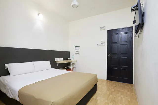 غرفة ديلوكس بسرير مزدوج، Uncle Guesthouse Kuala Terengganu by ZUZU 1/7