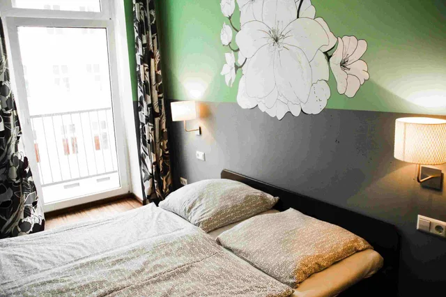 Standard, Queen Bed, Sunflower Hostel 4/5