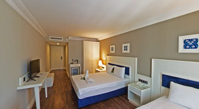 غرفة عائلية بسرير مزدوج وسرير فردي، Mara Palace Hotel 4/5