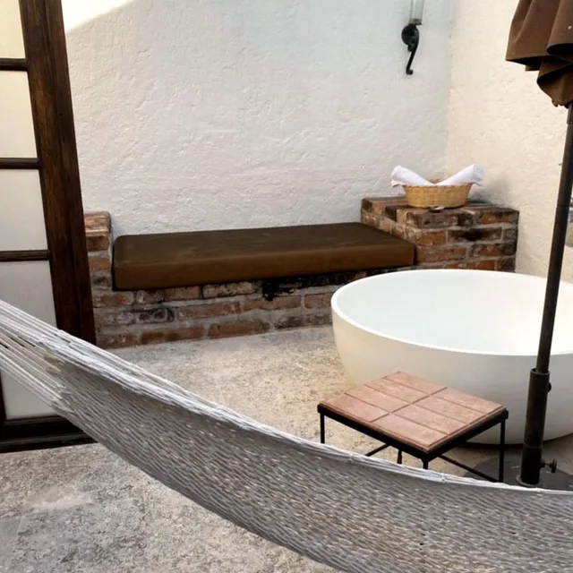 جناح بسرير كينج بجاكوزي، Hacienda Sepulveda Hotel Spa 8/8