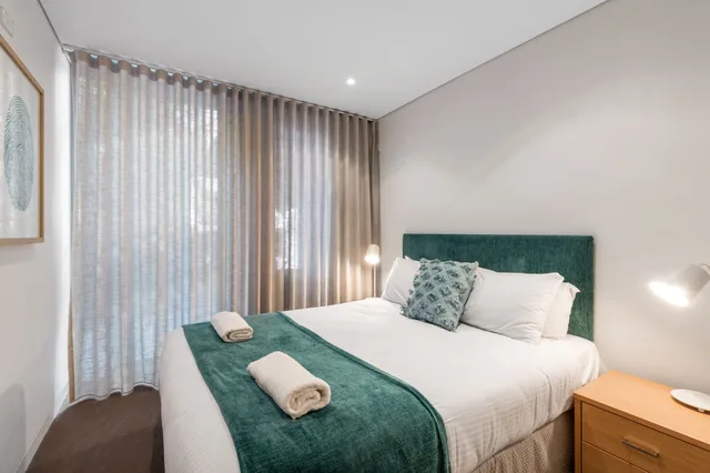 3 Bedrooms, Apartment, Double and Twin Beds, Two Story، The Rise Noosa 5/10