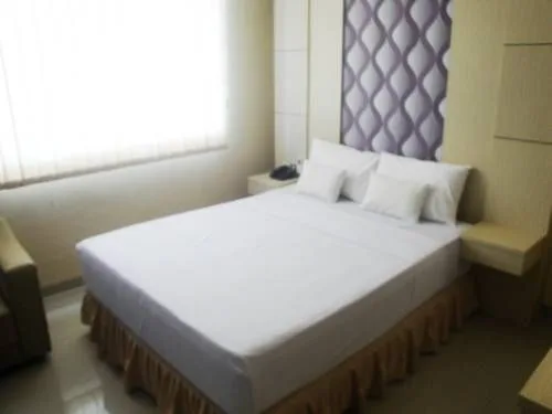 Deluxe, Double Bed, D Blitz Hotel Kendari 2/4