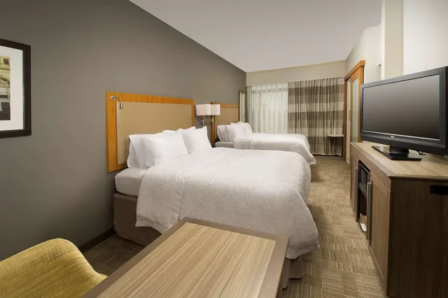 استوديو بسريرين كوين بحوض استحمام لذوي الإعاقة، Hampton Inn And Suites San Antonio Northwest Medical Center 1/2