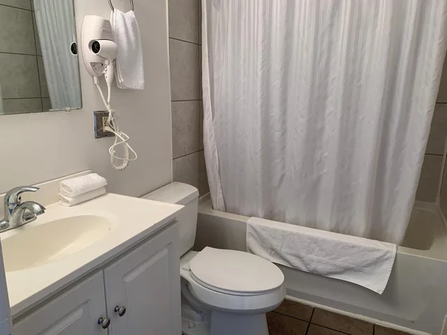 غرفة ديلوكس بسرير مزدوج، Harbourview Inn, SureStay Collection by Best Western 3/4
