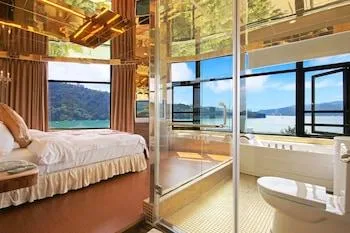 Tower, Deluxe, King Bed، Shuian Lakeside Hotel 2/2