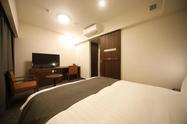 Room, Queen Bed, Sofa, Dormy Inn Oita 7/9