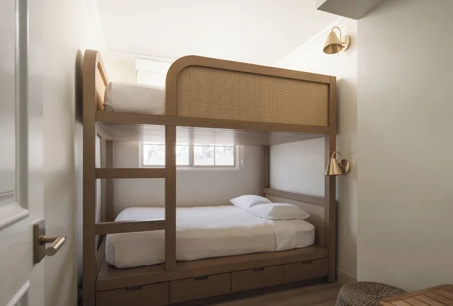 Renovated, Family Suite, 1 King and 2 Double Beds, Bunk Beds، Hotel Milo Santa Barbara 6/8