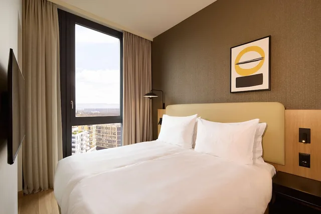 شقة بسرير كينج وسرير كوين بغرفتي نوم مع أريكة، Adina Apartment Hotel Geneva 3/6