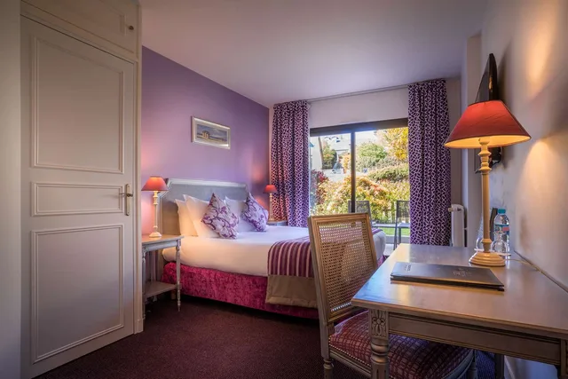 Standard, Queen Bed, Best Western Plus Hostellerie Du Vallon 2/3