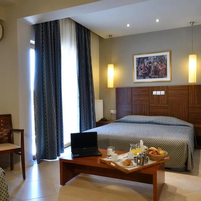 Junior Suite, Four Seasons Skg Thessaloniki 1/10