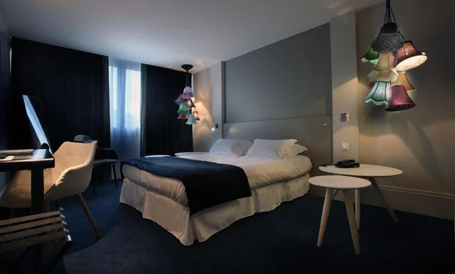 Room, Quintuple، Hotel Le Cinq Hyper Centre Ville 4/8