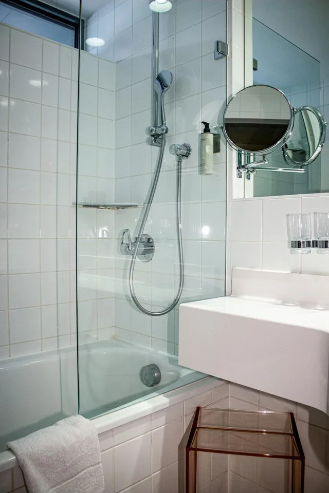 غرفة بزنس بسرير كينج، Augartenhotel Art Design 6/10