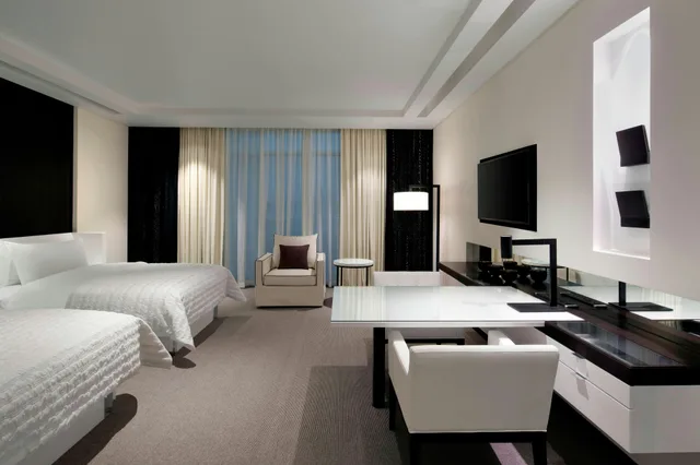 غرفة بسرير مزدوج، Le Meridien Dubai Hotel and Conference Centre 2/4