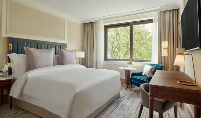 غرفة سوبيريور بسرير مزدوج، Jumeirah Carlton Tower London 1/2