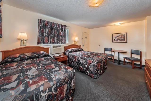 Standard, Double Bed, Kitchen, Suburban Extended Stay Clearwater 1/4