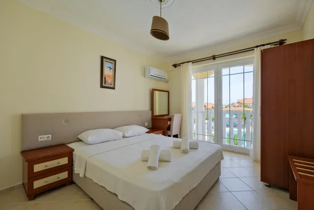 جناح، Mesa Suite Hotel 1/3