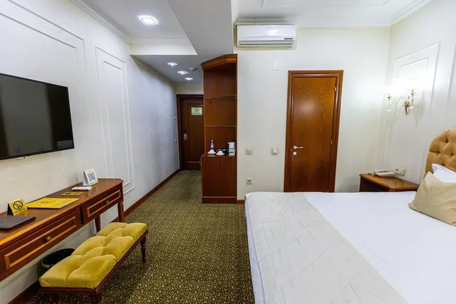 غرفة قياسية مزدوجة، The Plaza Hotel Almaty 5/7