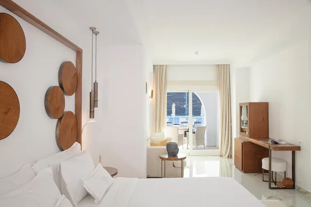 Island, Suite, Sea View, Outdoor Jetted Tub، Nissaki Boutique 5/9