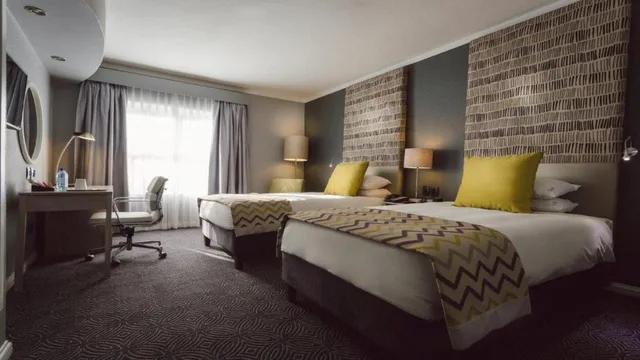 Room, 2 Queen Beds, Holiday Inn Johannesburg Airport Previously Know As the Airport Grand Hotel And Conference Centre 2/3