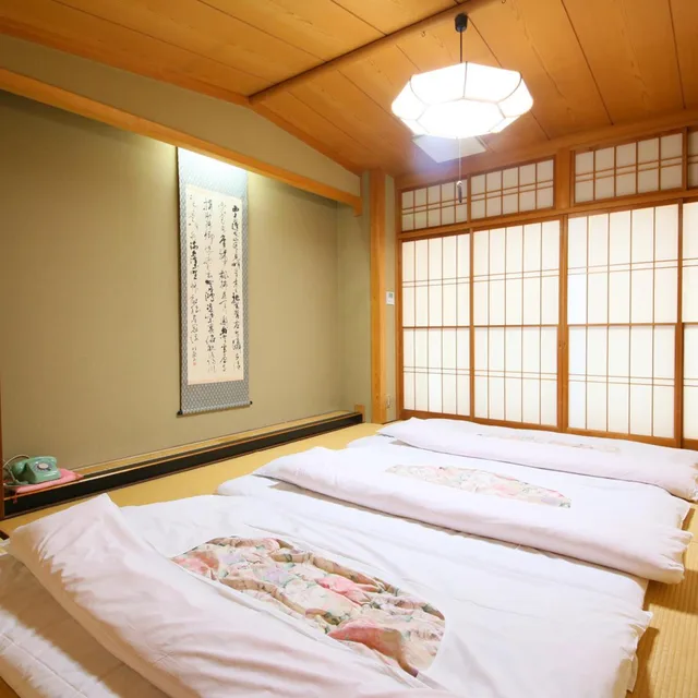 غرفة يابانية بحمام مشترك، Togura kamiyamada Onsen Ogiwarakan 1/3