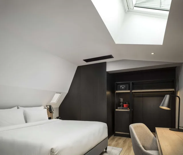 غرفة قياسية بسرير كوين، Radisson RED Hotel, Liverpool 2/6