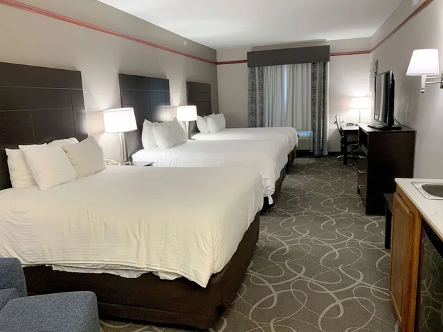 غرفة قياسية بسريرين كوين، Best Western Limestone Inn & Suites 3/7
