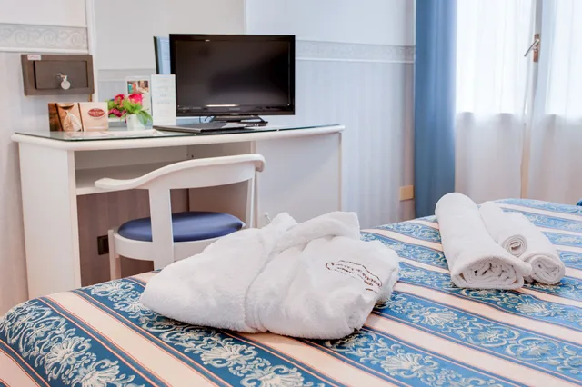 غرفة كلاسيكية رباعية، Hotel Estense 3/6
