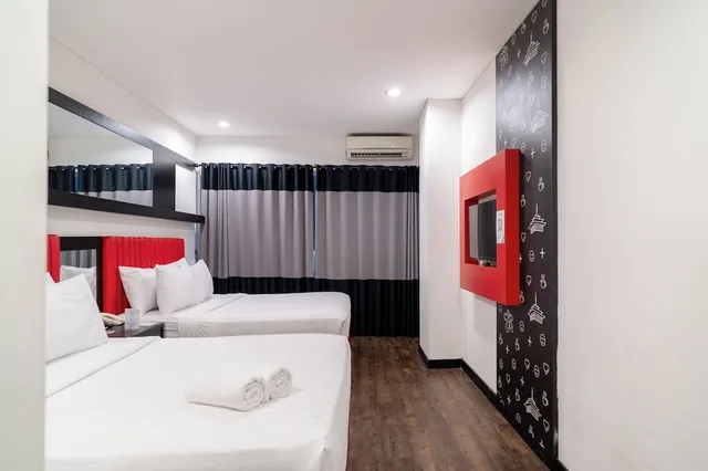 غرفة عائلية بسريرين كوين، Kalya Hotel Bandung 3/6