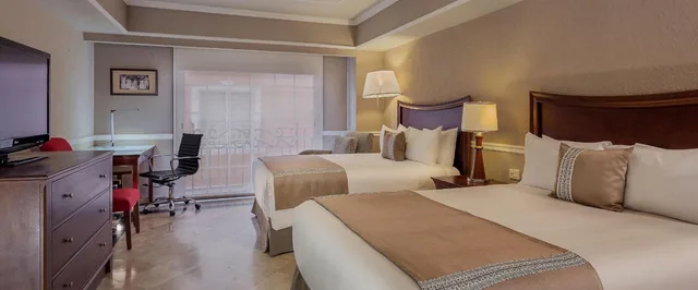 غرفة بسريرين مزدوجين، Villa Mercedes Merida, Curio Collection by Hilton 1/2