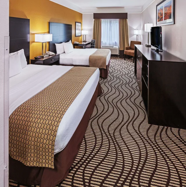 غرفة بسريرين كوين، La Quinta Inn & Suites by Wyndham Pasadena 2/2