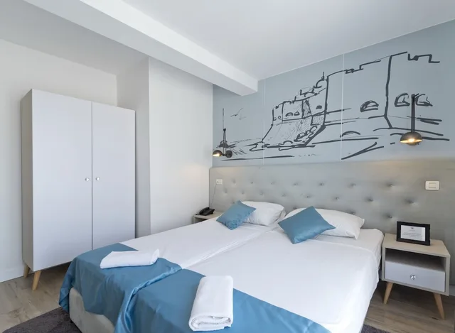 غرفة بسرير مزدوج أو سريرين منفصلين بشرفة، Perla Hotel Dubrovnik 2/9