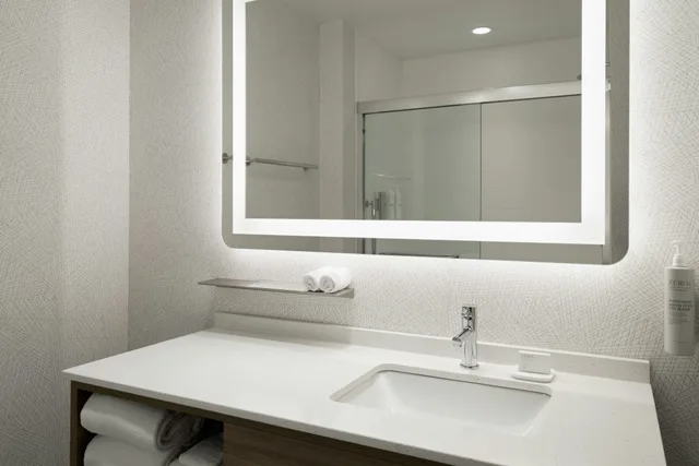 جناح استوديو بسرير كينج، Home2 Suites by Hilton Kearney 5/5