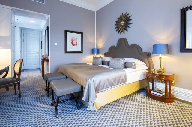 غرفة غراند ديلوكس بسرير مزدوج، Althoff Grandhotel Schloss Bensberg 1/6