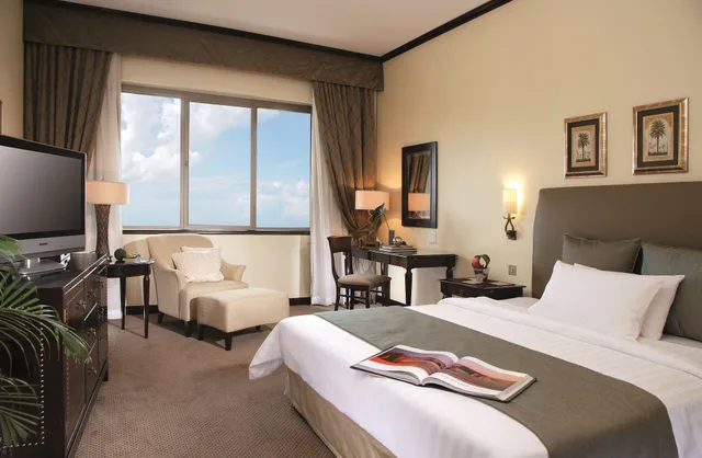 غرفة قياسية بسريرين منفصلين بإطلالة على المدينة، Dar es Salaam Serena Hotel 3/10