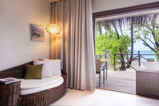 Beach Villa, Deluxe, King Bed, Ocean View, Taj Coral Reef Resort and Spa 2/9