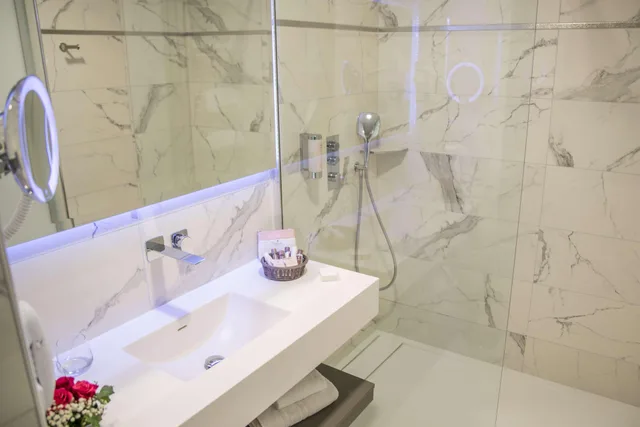 غرفة قياسية ثلاثية، Best Western Beausejour 2/2