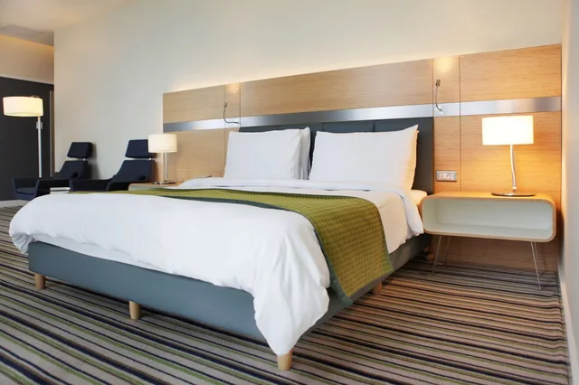 غرفة قياسية بسريرين منفصلين بإطلالة على المدينة، RADISSON BLU HOTEL, BATUMI 6/10