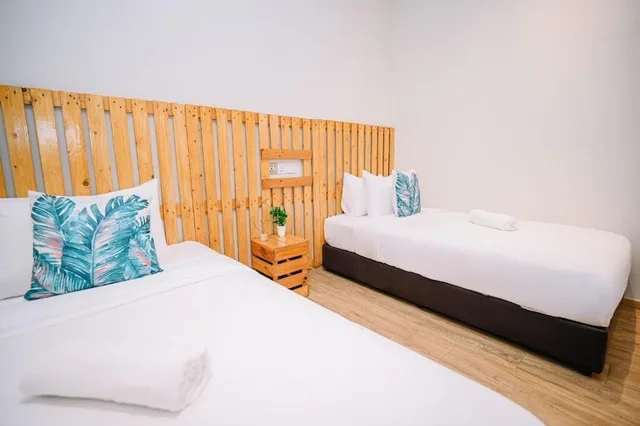 غرفة قياسية بسريرين منفصلين، Swing & Pillows @ Kota Warisan 1/4