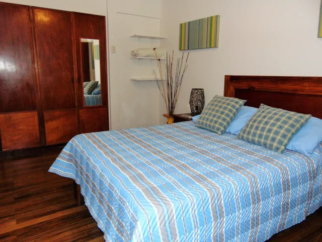 1 Bedroom, Apartment, 1 Double and 1 Single Bed, Casa Lima Bed & Breakfast 1/3