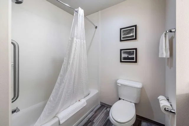 جناح بسرير كينج، Comfort Inn And Suites Oklahoma City South I 35 1/1