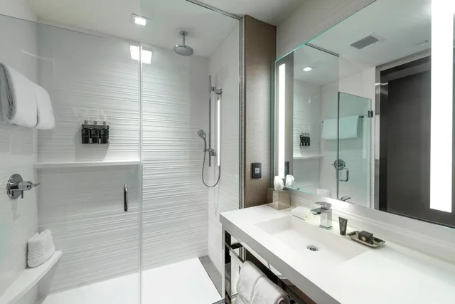 جناح بسرير كينج، AC Hotel by Marriott Boston Downtown 3/6