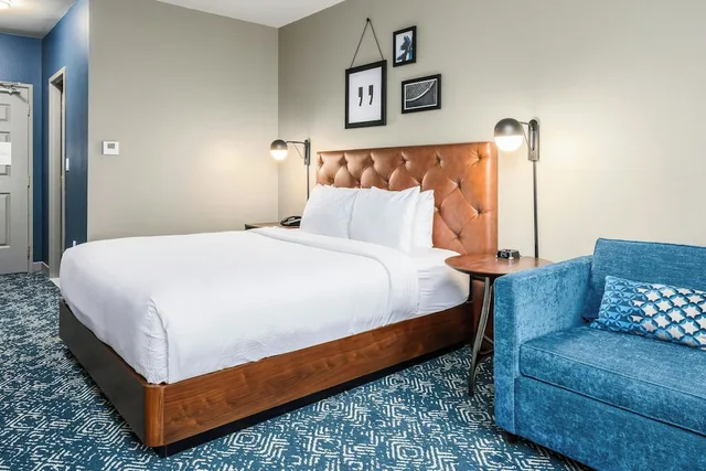 غرفة قياسية بسرير كينج مع أريكة، Country Inn & Suites By Radisson Manchester Airport Nh 3/5