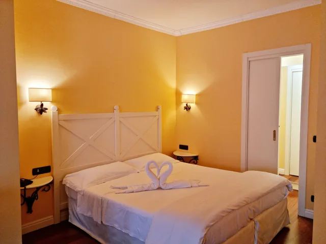 جناح جونيور بسرير كوين مع أريكة، Hotel Canali, Portofino Coast 3/7