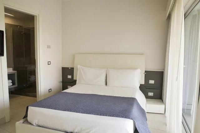 Family, Double Bed, Sofa, Lungotevere Suite 1/6