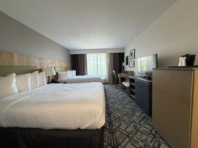 غرفة بسريرين كوين، Country Inn & Suites by Radisson, Novi, MI 8/10