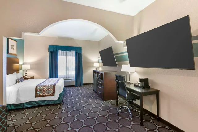 جناح بسرير كينج بجاكوزي لذوي الإعاقة، Best Western Sonora Inn & Suites 2/5